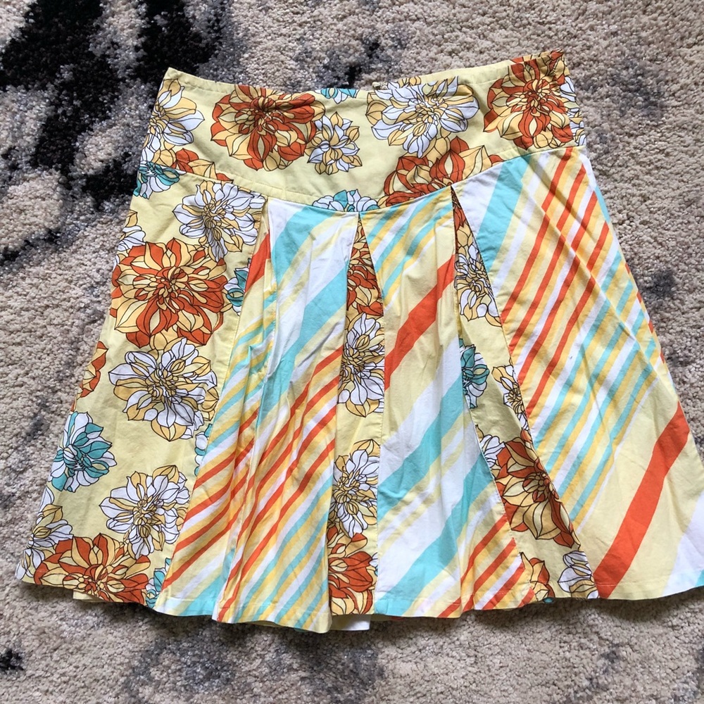 Perfect Summer Skirt! - Fossil size 6